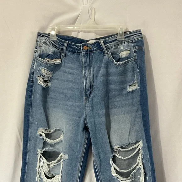 Vervet Women’s Distressed Straight Leg Denim Jeans Size 15/32” Waist NWTO - Picture 7 of 11